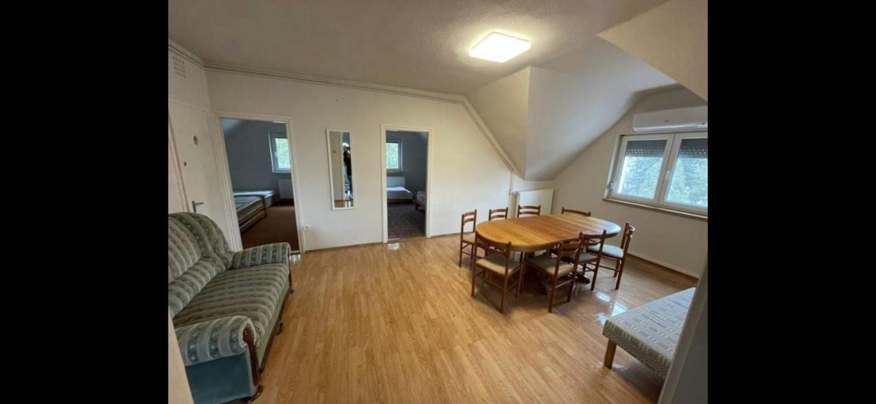 Gabor Aron Apartment Hajdúszoboszló Eksteriør bilde
