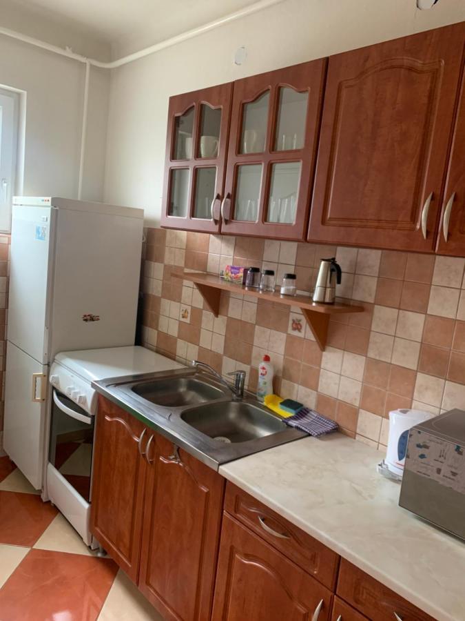 Gabor Aron Apartment Hajdúszoboszló Eksteriør bilde